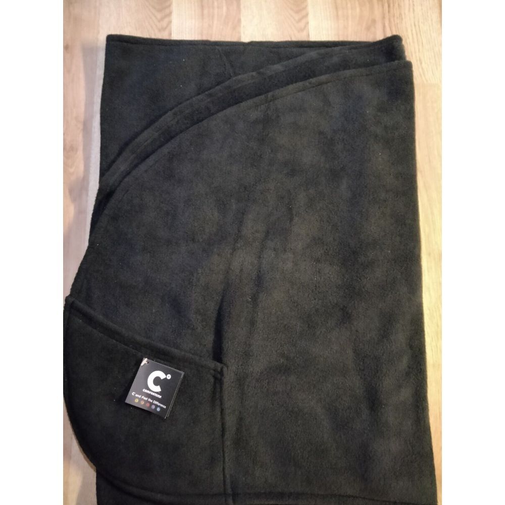 Comfortemp Black Fleece‎ Scarf With Pockets